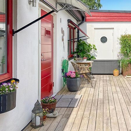 Cozy Home In Borgholm With Wifi Exterior photo